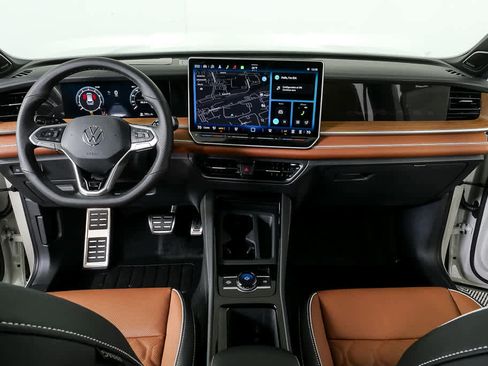 New 2026 Volkswagen Tiguan SEL R-Line AWD/4WD image 20