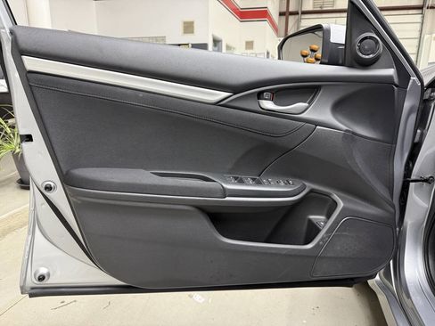Used 2016 Honda Civic EX image 10