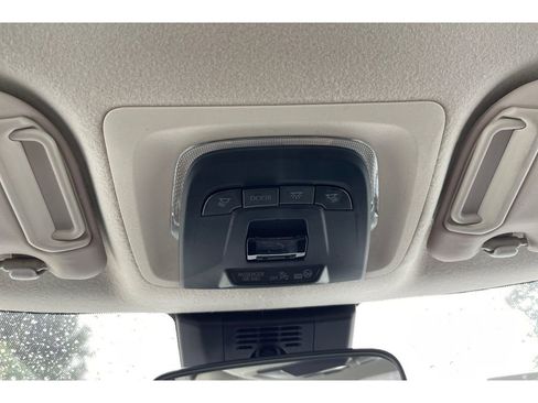 Used 2025 Toyota Corolla LE image 23