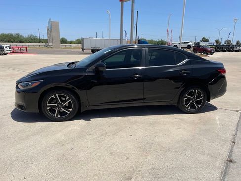 Certified 2024 Nissan Sentra SV FWD image 4