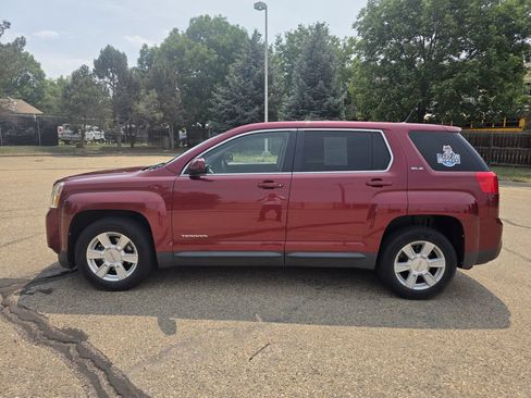Used 2012 GMC Terrain SLE AWD/4WD image 2