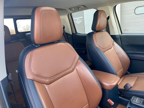 Certified 2024 Ford Maverick Lariat w/ FX4 Off-Road Package image 30