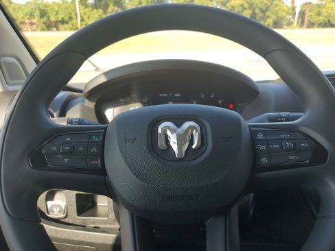 Used 2025 RAM ProMaster 2500 image 9