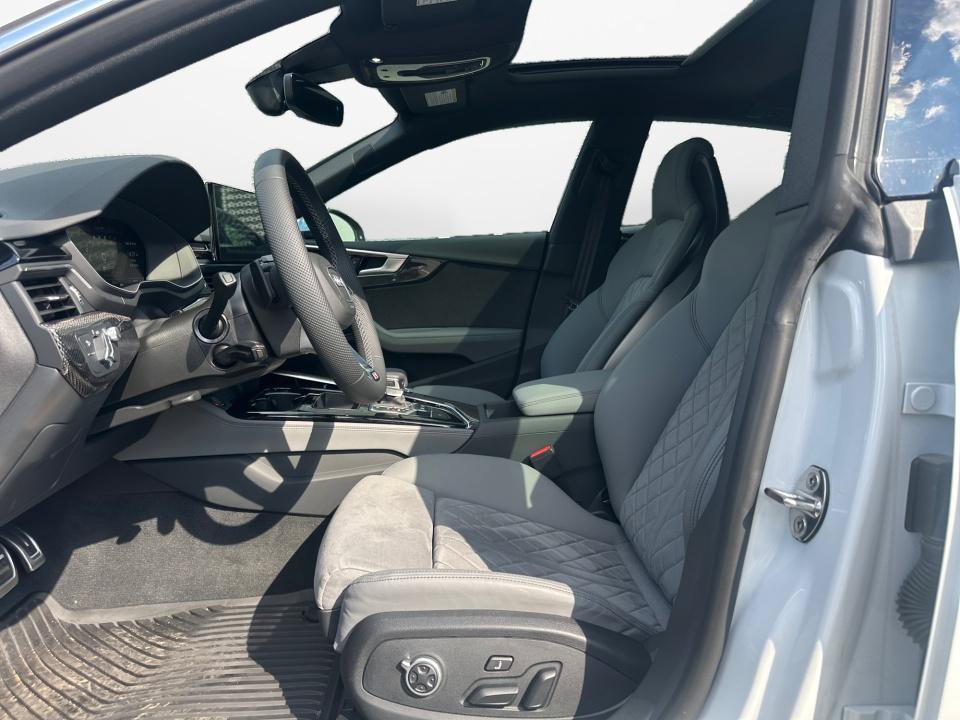Certified 2025 Audi S5 Prestige AWD/4WD image 9
