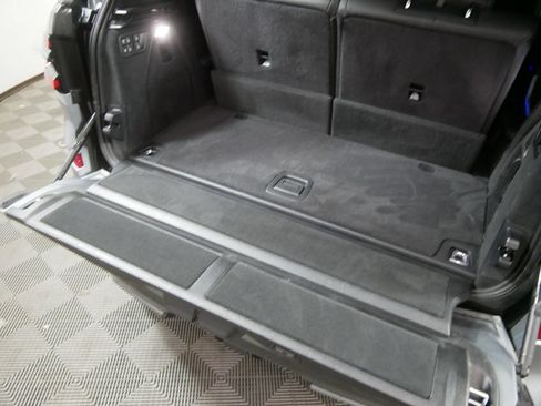 Used 2024 BMW X7 M60i AWD/4WD image 7
