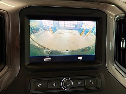 Used 2019 Chevrolet Silverado 1500 Custom w/ Custom Max Trailering Package image 13