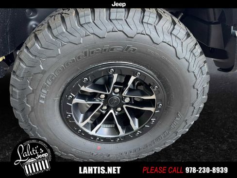 New 2025 Jeep Wrangler Sport image 8