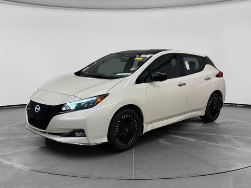 Used 2023 Nissan Leaf SV Plus FWD image 1