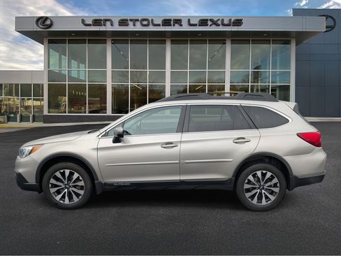 Used 2016 Subaru Outback 3.6R Limited image 6
