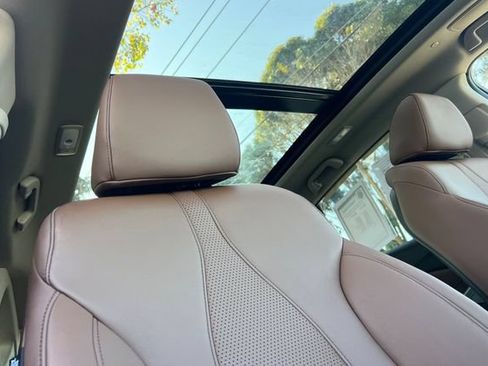 Used 2025 Acura RDX w/ Technology Package AWD/4WD image 19