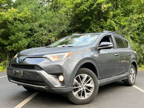 Used 2017 Toyota RAV4 XLE w/ All Weather Liner Package AWD/4WD image 1