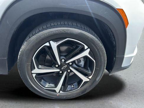 Used 2023 Chevrolet TrailBlazer RS w/ Convenience Package FWD image 21