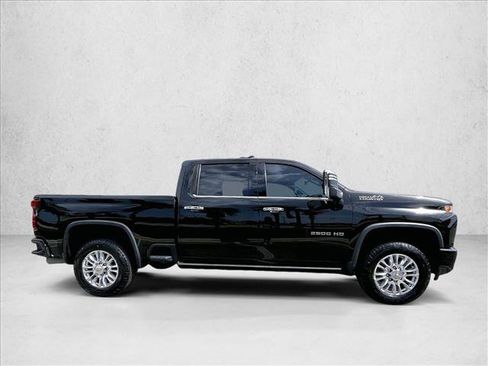 Used 2023 Chevrolet Silverado 2500 High Country w/ Z71 Off-Road Package AWD/4WD image 5