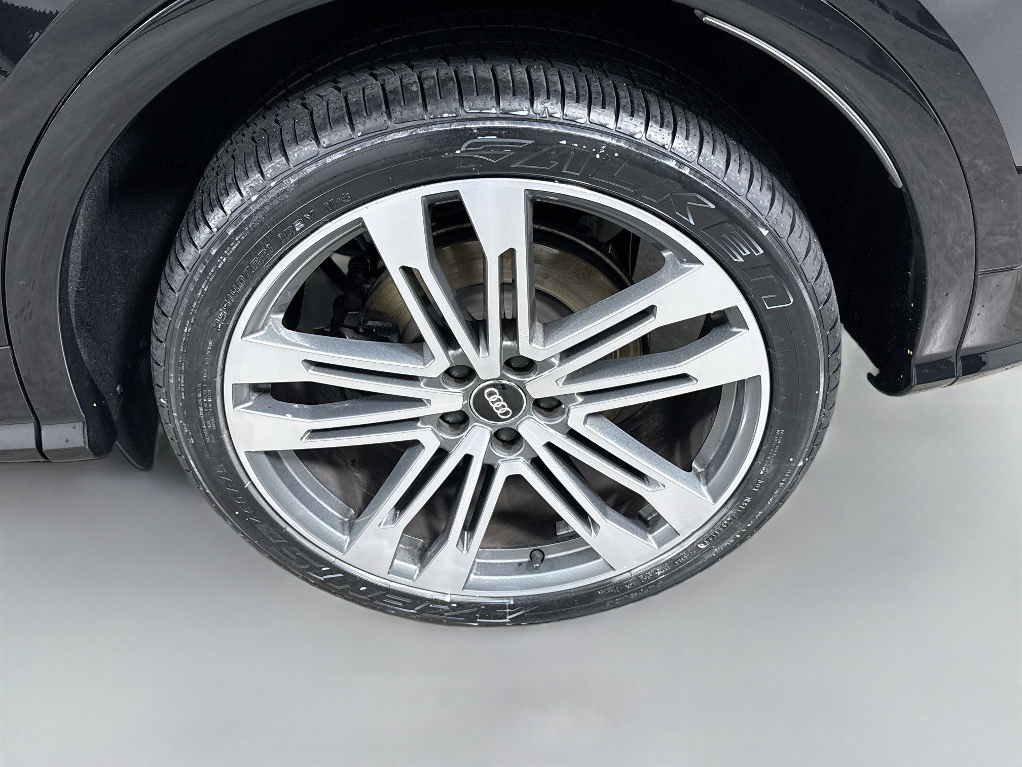 Used 2018 Audi SQ5 Premium Plus AWD/4WD image 31
