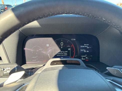 Used 2025 Lexus GX 550 image 28