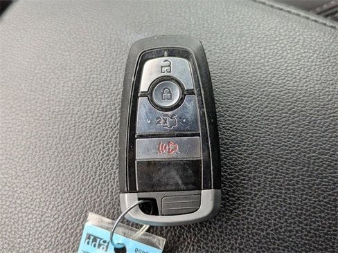 Used 2019 Ford Explorer XLT w/ Equipment Group 201A image 31