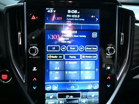 Used 2025 Subaru Forester Limited w/ Popular Package image 33