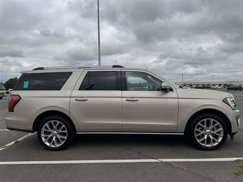 Used 2018 Ford Expedition Max Limited w/ Equipment Group 302A AWD/4WD image 5
