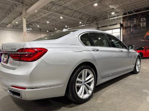 Used 2016 BMW 750i xDrive image 38