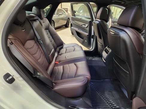 Used 2020 Cadillac CT6 Premium Luxury image 32