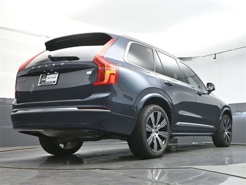 Used 2024 Volvo XC90 T8 Plus w/ Protection Package Premier image 39