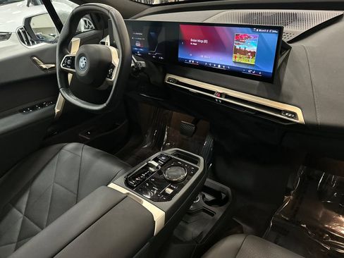 Certified 2024 BMW iX xDrive50 w/ Sport Package AWD/4WD image 18