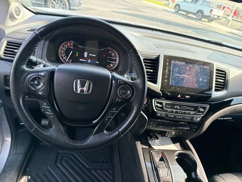 Used 2016 Honda Pilot Elite image 17