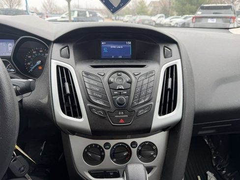 Used 2014 Ford Focus SE w/ SE Winter Package image 15