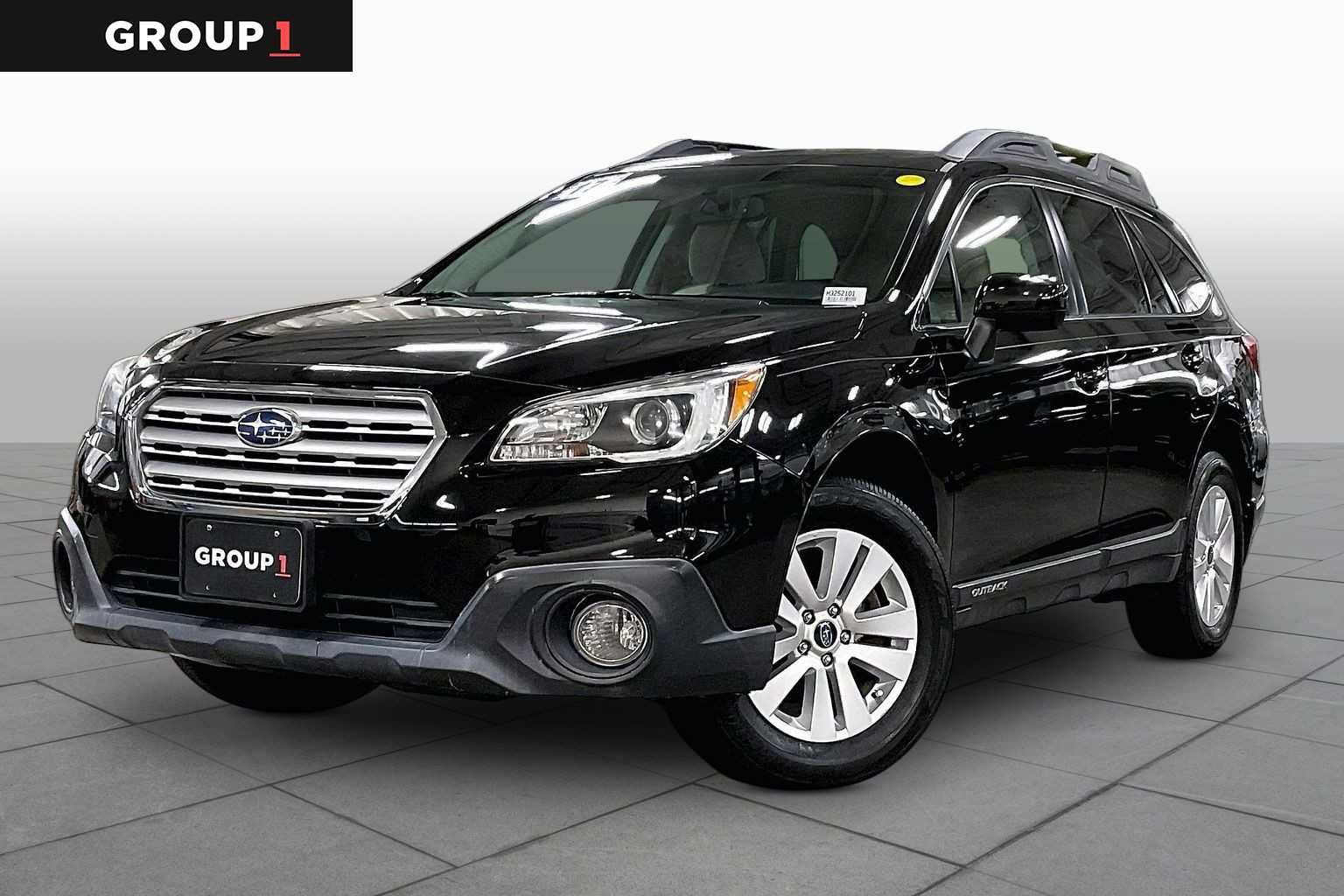 Used 2017 Subaru Outback 2.5i Premium AWD/4WD image 1