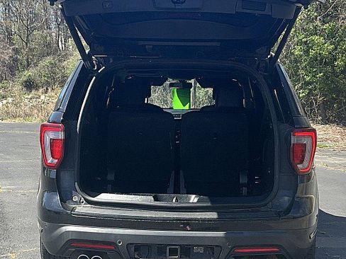 Used 2018 Ford Explorer Sport w/ Equipment Group 401A image 6