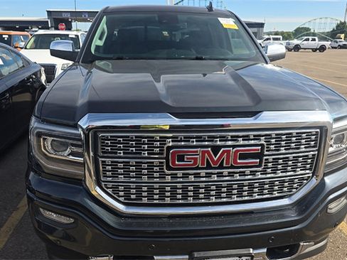 Used 2018 GMC Sierra 1500 Denali AWD/4WD image 2