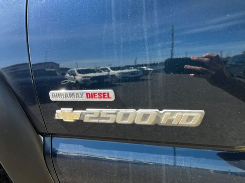 Used 2005 Chevrolet Silverado 2500 LT w/ Heavy-Duty Power Package image 17
