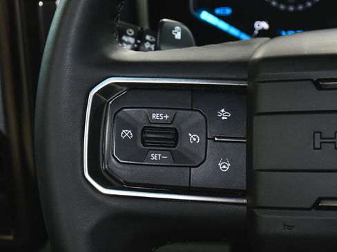 Used 2024 GMC Hummer EV 3X AWD/4WD image 31