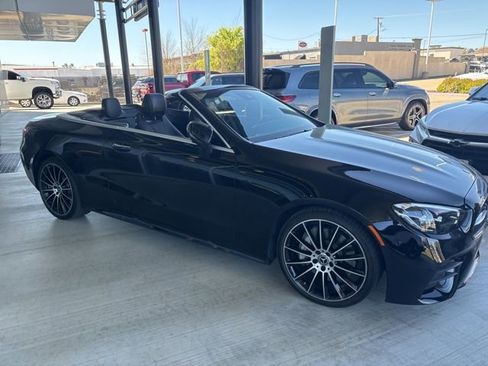 Used 2023 Mercedes-Benz E 450 Cabriolet image 4