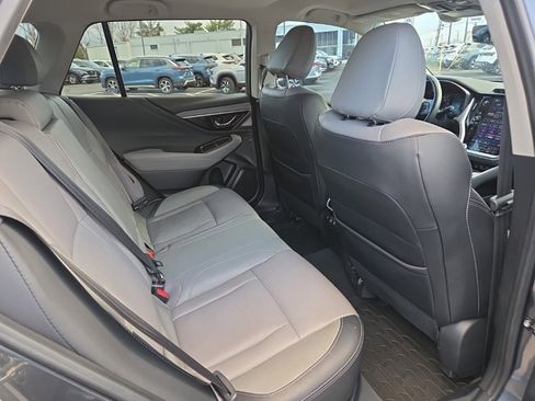 Used 2020 Subaru Outback Limited image 25