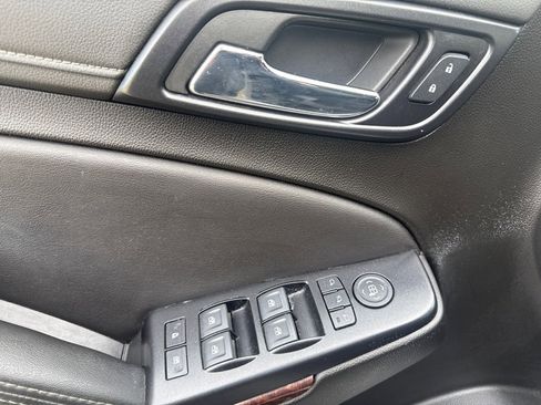 Used 2019 GMC Yukon SLT w/ Graphite Performance Edition image 21