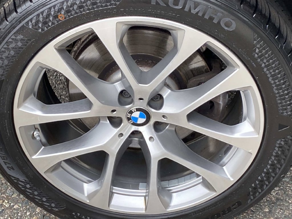 Used 2021 BMW X5 xDrive40i w/ Premium Package 2 AWD/4WD image 27