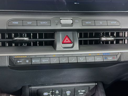 Used 2025 Kia K4 FWD image 24