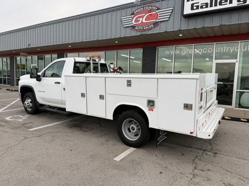 Used 2023 Chevrolet Silverado 3500 W/T w/ WT Fleet Convenience Package image 4