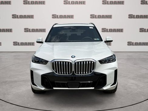 New 2026 BMW X5 xDrive40i w/ M Sport Package AWD/4WD image 8
