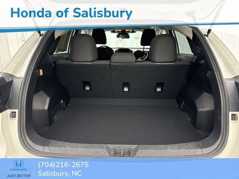 Used 2024 Subaru Crosstrek 2.0i Premium image 10