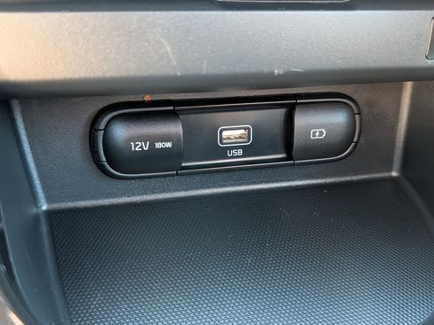 Certified 2023 Kia Seltos SX w/ SX Sunroof Package AWD/4WD image 33