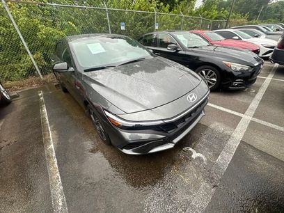 Certified 2025 Hyundai Elantra Sport