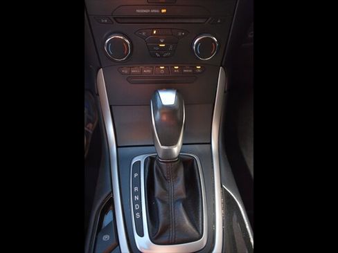 Used 2016 Ford Edge SEL image 12