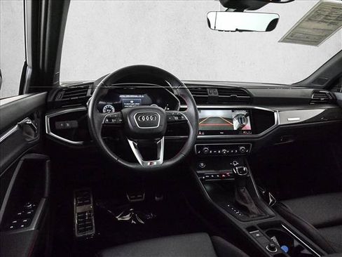 Used 2025 Audi Q3 2.0T Premium Plus AWD/4WD image 19
