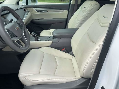 Used 2019 Cadillac XT5 Luxury AWD/4WD image 12