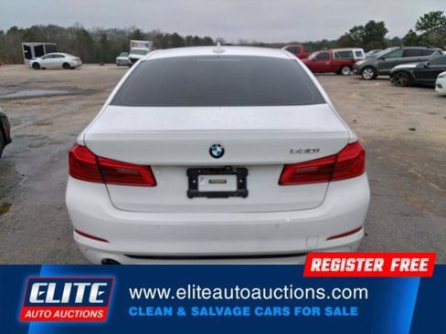 Used 2018 BMW 530i w/ Premium Package image 12