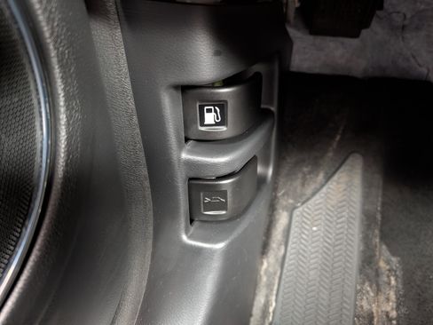 Used 2017 Honda HR-V EX-L image 25