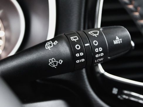 Used 2018 Jeep Compass Limited w/ Navigation Group image 31