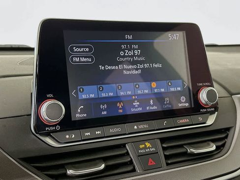 Used 2024 Nissan Altima 2.5 SR image 16